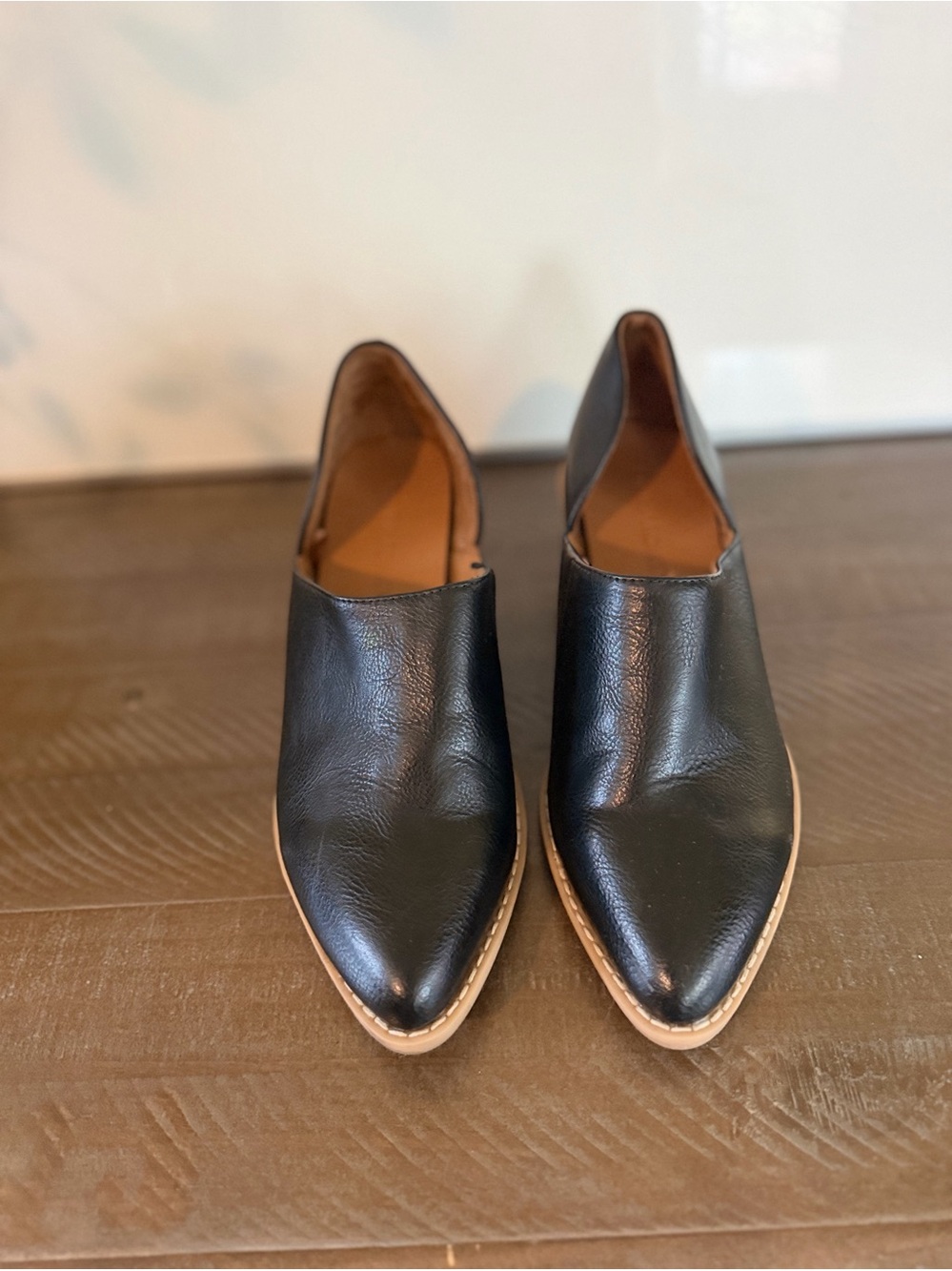 Rowley Women’s Black Leather Slip-On Loafers Pointed Toe Comfort